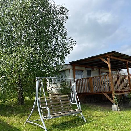 Вилла Mobilheim Na Louce Vyrovice Экстерьер фото