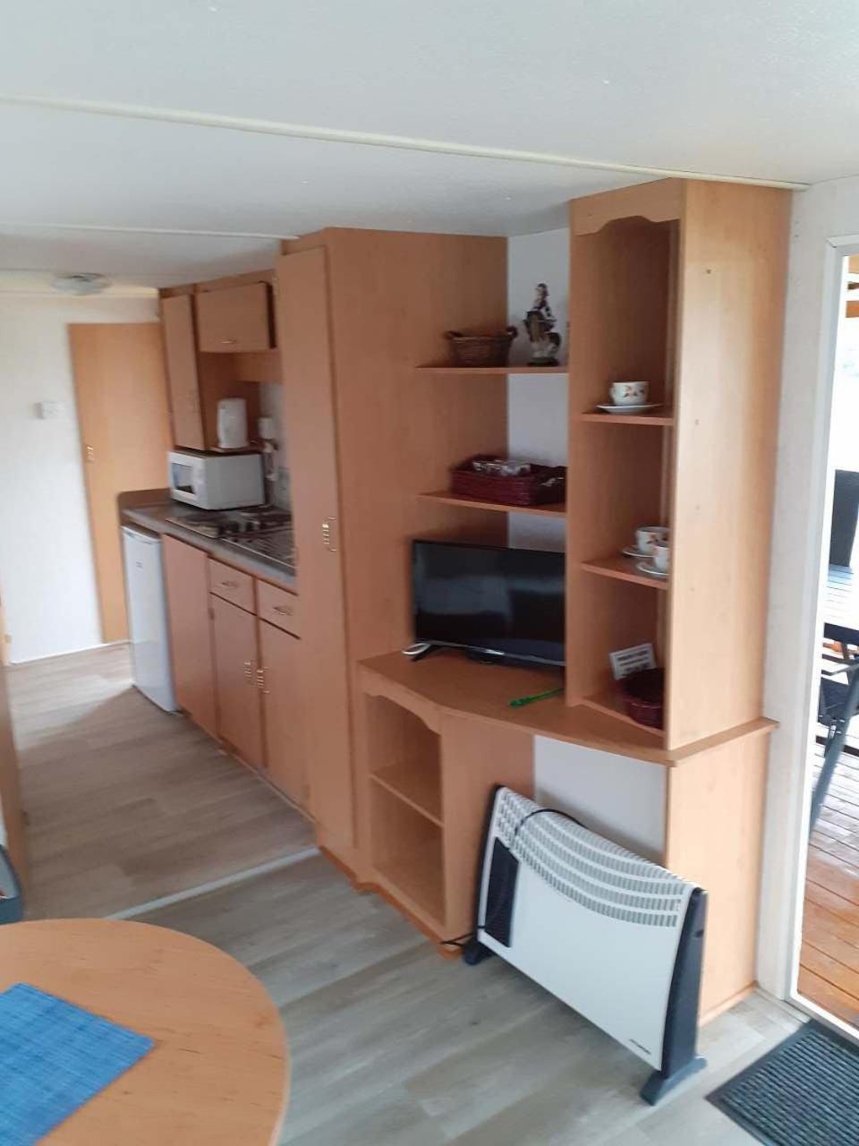Вилла Mobilheim Na Louce Vyrovice Экстерьер фото